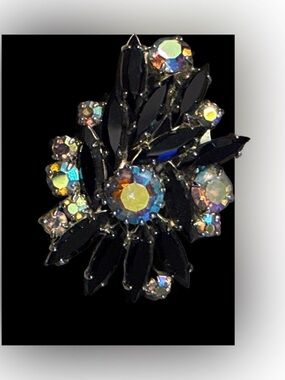 Silver-Tone Floral Cluster Brooch - Silver